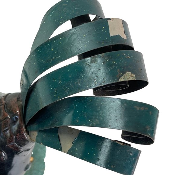 Metal Rooster Chicken Hand Painted 12" x 8.5" - Picture 8 of 8